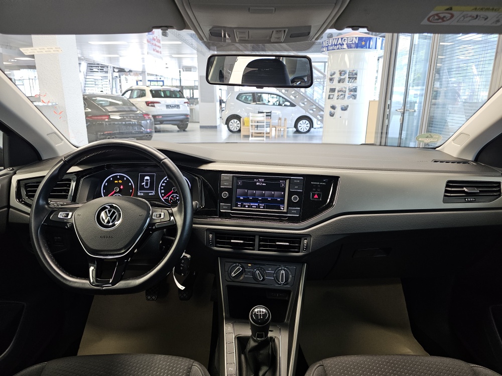 VW Polo  bei Hoffmann Automobile in Wolfsburg kaufen und sofort mitnehmen - Bild 6