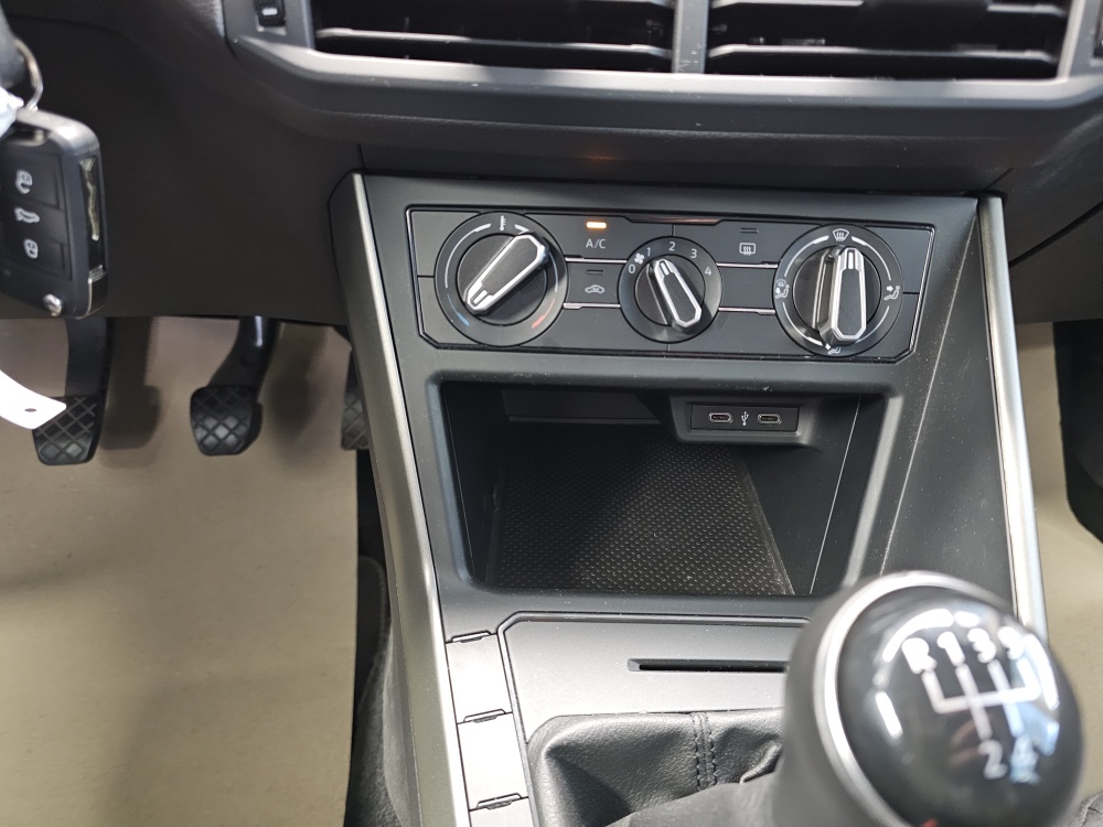VW Polo  bei Hoffmann Automobile in Wolfsburg kaufen und sofort mitnehmen - Bild 8