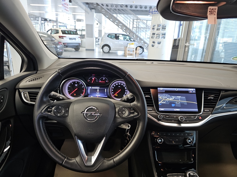 Opel Astra Sports Tourer  bei Hoffmann Automobile in Wolfsburg kaufen und sofort mitnehmen - Bild 16