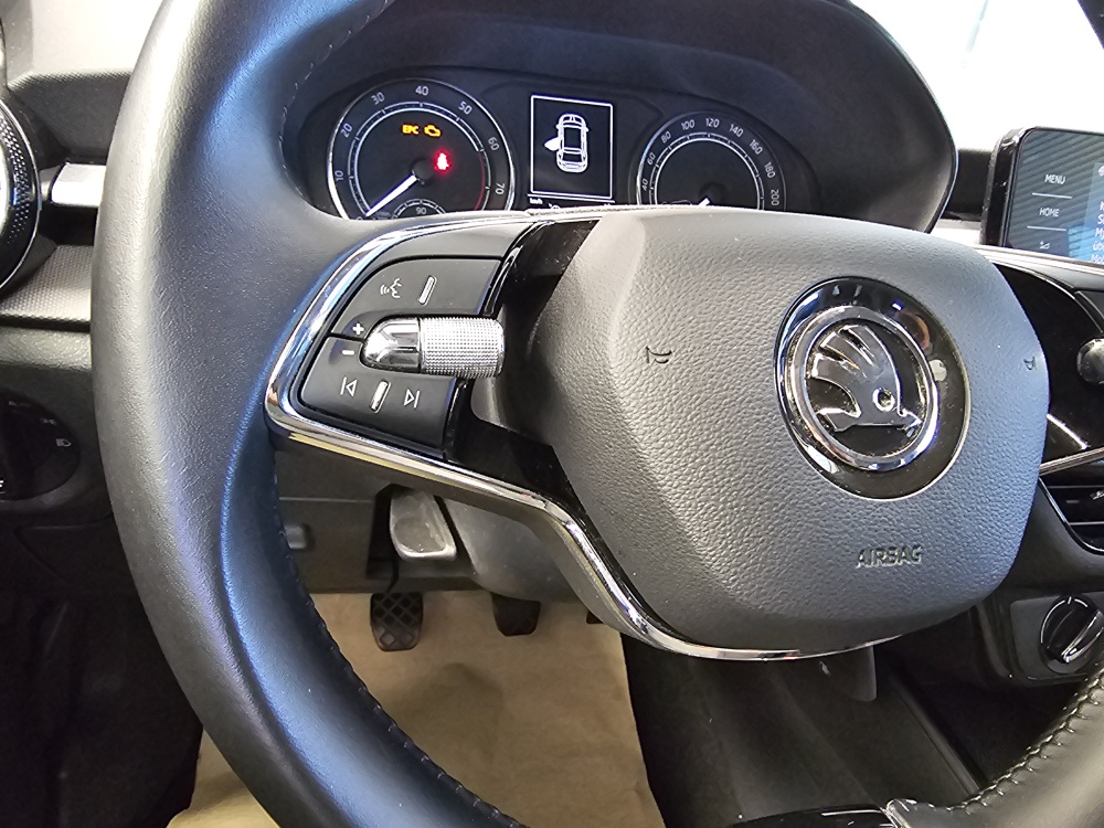 Skoda Fabia  bei Hoffmann Automobile in Wolfsburg kaufen und sofort mitnehmen - Bild 16