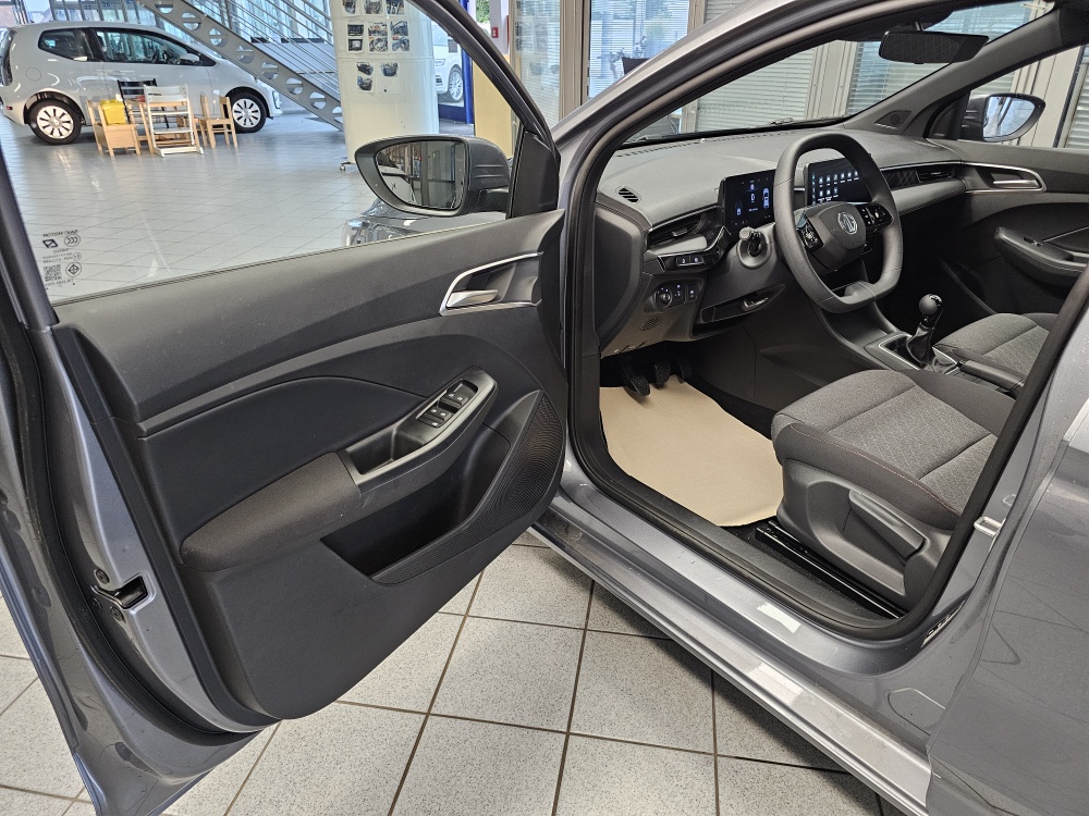 MG MG3  bei Hoffmann Automobile in Wolfsburg kaufen und sofort mitnehmen - Bild 26