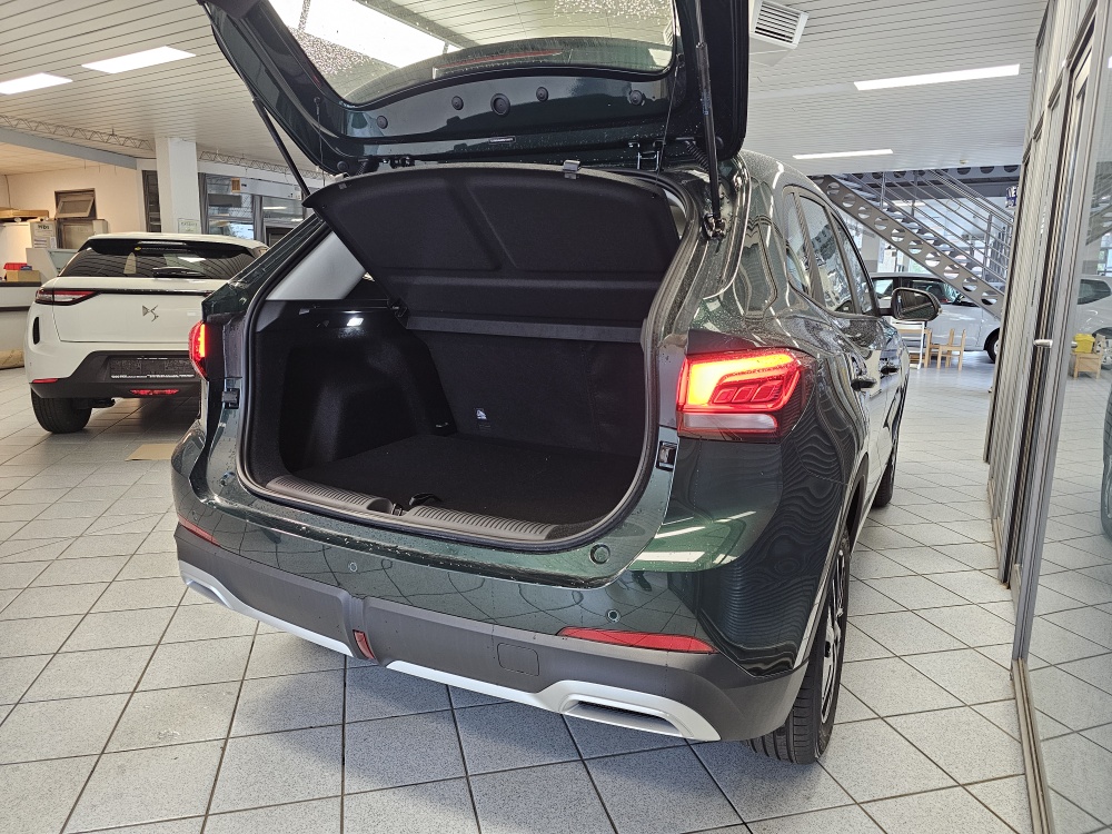 MG ZS  bei Hoffmann Automobile in Wolfsburg kaufen und sofort mitnehmen - Bild 2