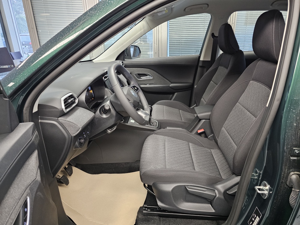 MG ZS  bei Hoffmann Automobile in Wolfsburg kaufen und sofort mitnehmen - Bild 21