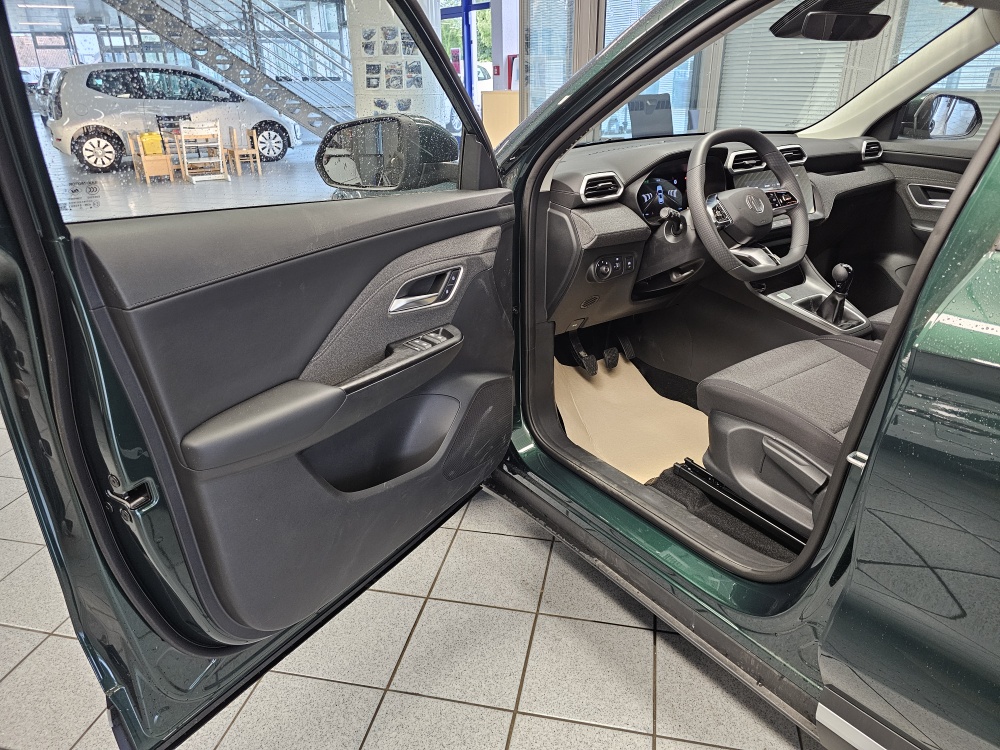 MG ZS  bei Hoffmann Automobile in Wolfsburg kaufen und sofort mitnehmen - Bild 22