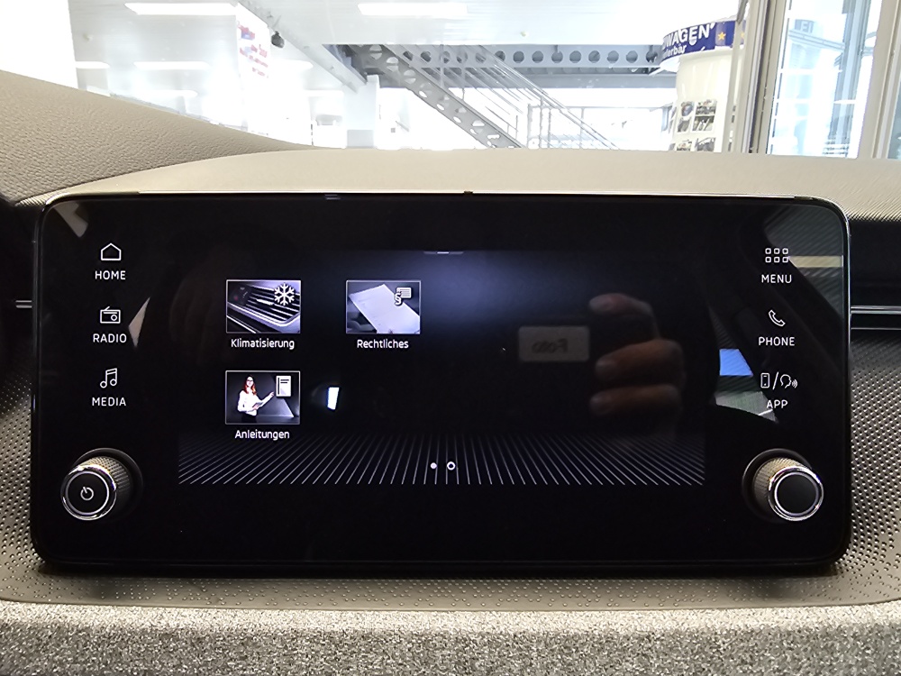 Skoda Kamiq bei Hoffmann Automobile in Wolfsburg kaufen und sofort mitnehmen - Bild 12