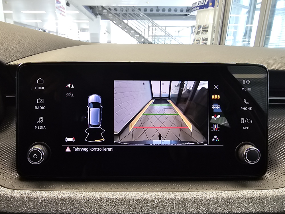 Skoda Kamiq bei Hoffmann Automobile in Wolfsburg kaufen und sofort mitnehmen - Bild 17