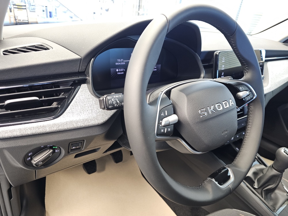 Skoda Kamiq bei Hoffmann Automobile in Wolfsburg kaufen und sofort mitnehmen - Bild 22