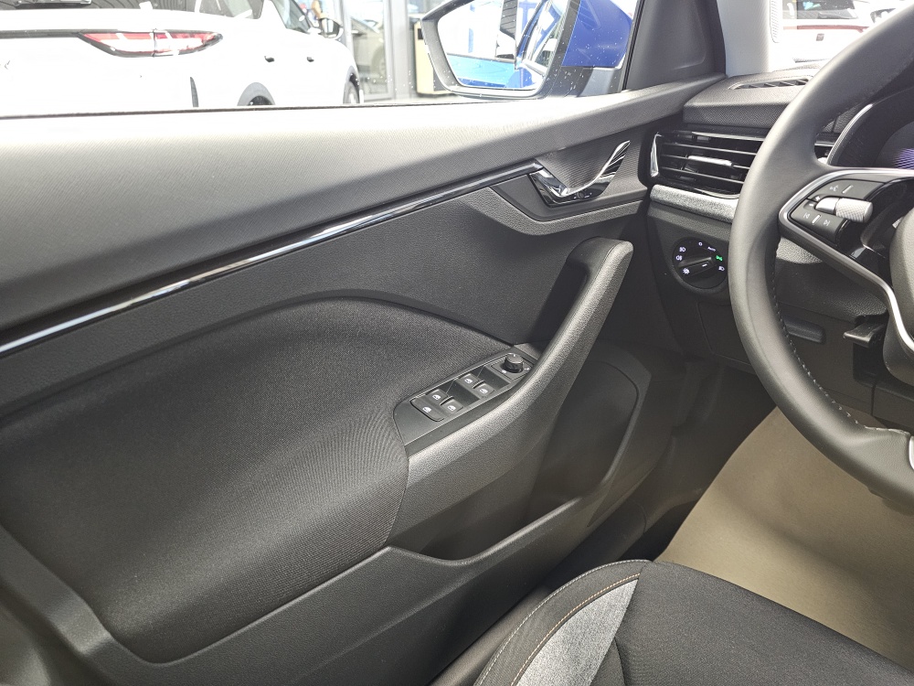 Skoda Kamiq bei Hoffmann Automobile in Wolfsburg kaufen und sofort mitnehmen - Bild 20