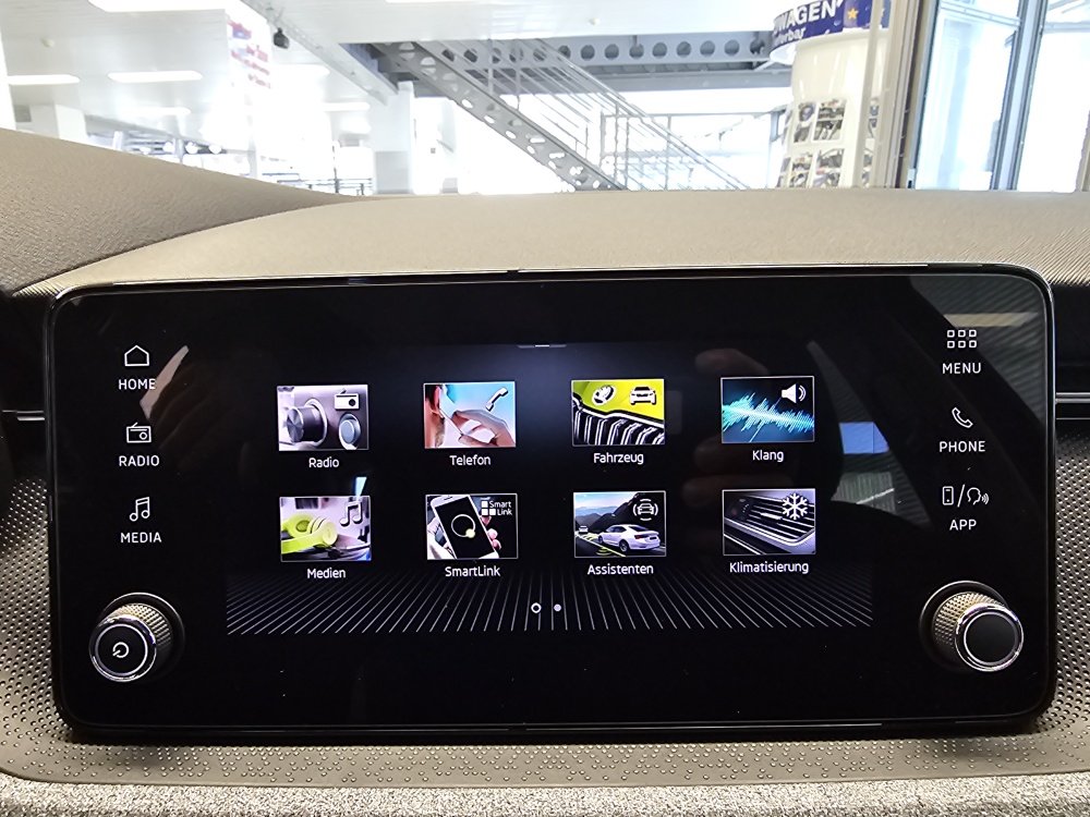 Skoda Kamiq bei Hoffmann Automobile in Wolfsburg kaufen und sofort mitnehmen - Bild 11