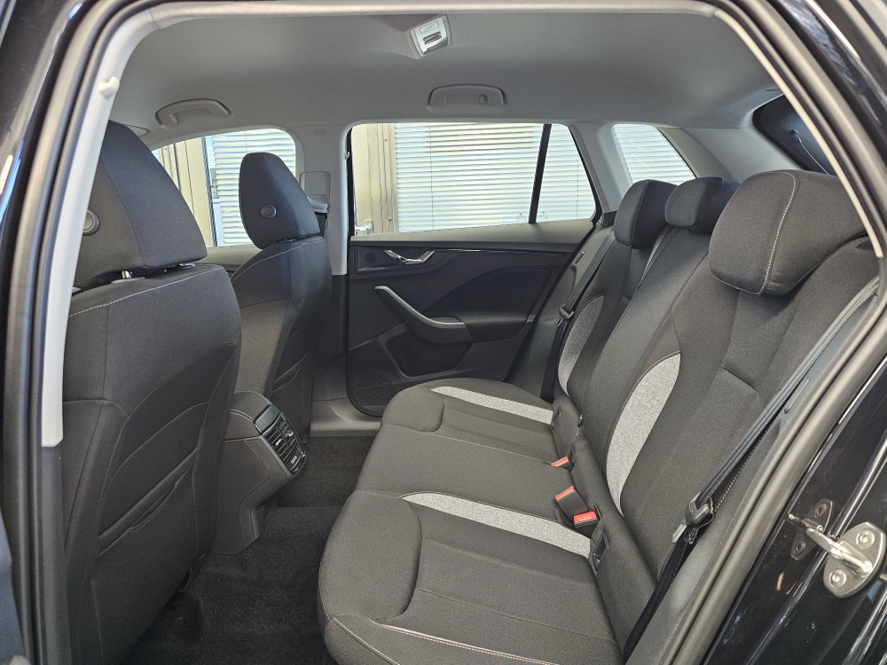 Skoda Kamiq bei Hoffmann Automobile in Wolfsburg kaufen und sofort mitnehmen - Bild 6