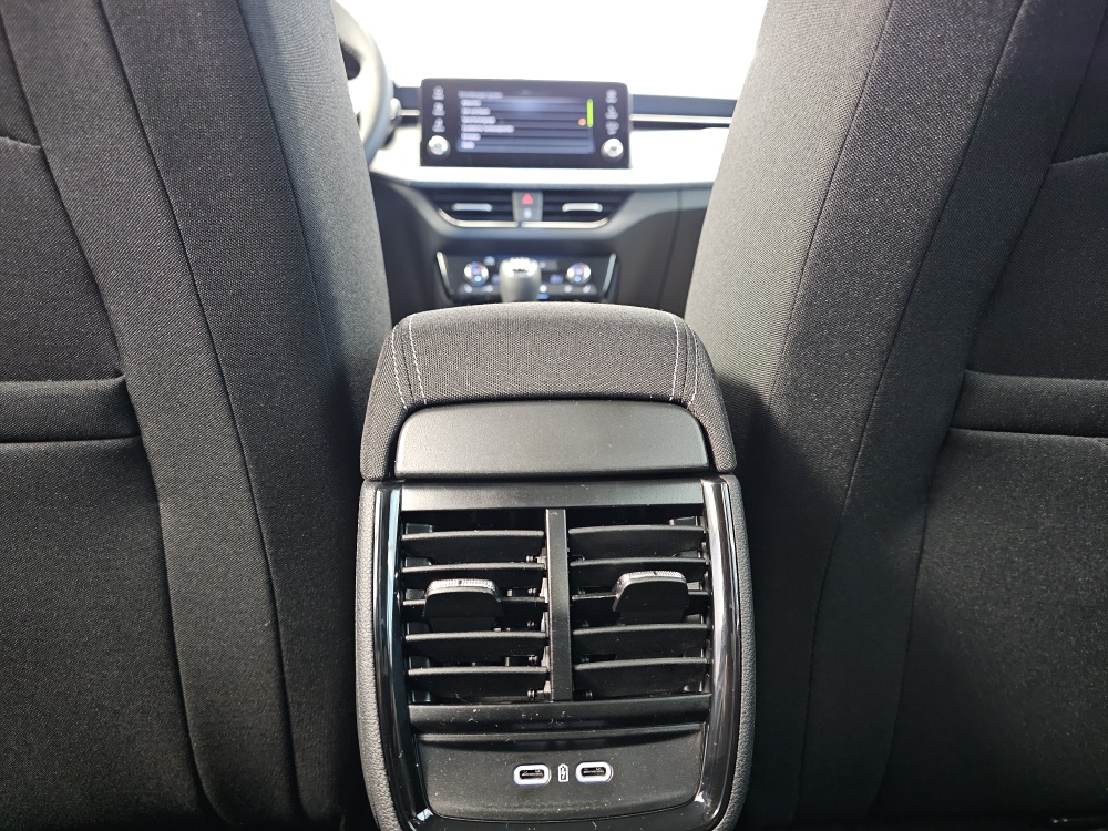 Skoda Kamiq bei Hoffmann Automobile in Wolfsburg kaufen und sofort mitnehmen - Bild 7