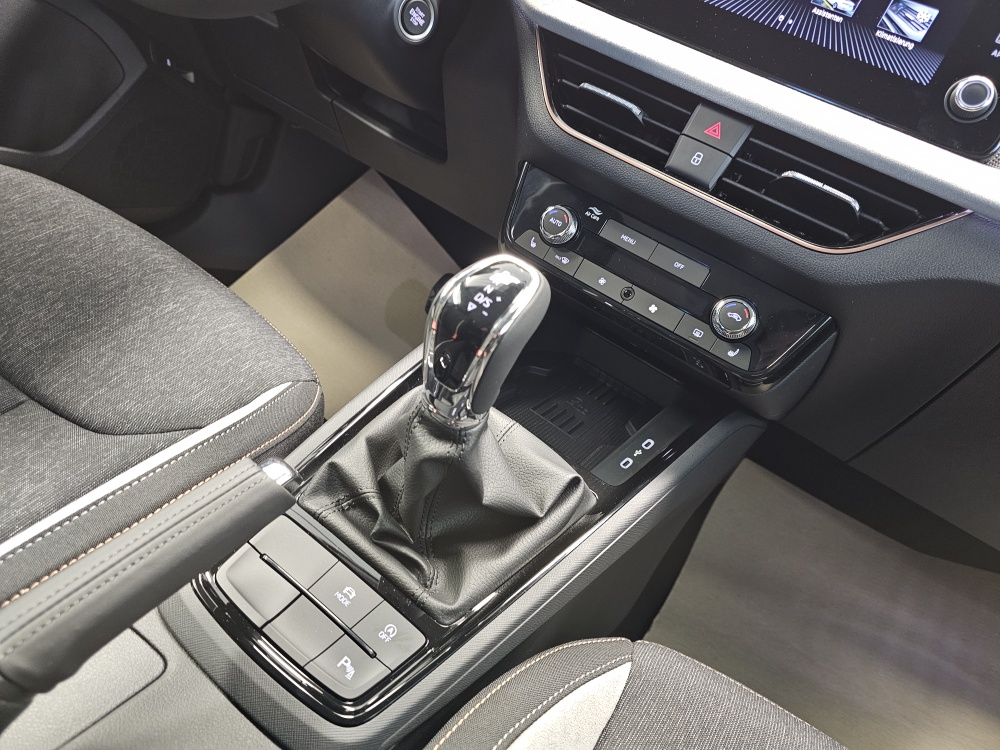 Skoda Kamiq bei Hoffmann Automobile in Wolfsburg kaufen und sofort mitnehmen - Bild 10