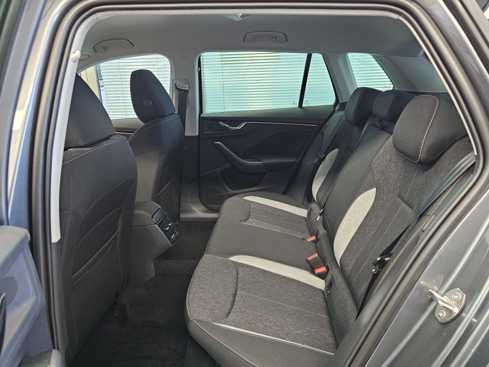 Skoda Kamiq bei Hoffmann Automobile in Wolfsburg kaufen und sofort mitnehmen - Bild 7