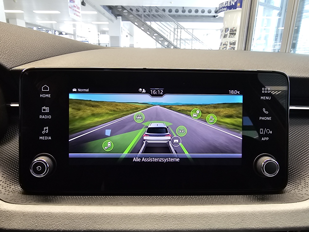 Skoda Kamiq bei Hoffmann Automobile in Wolfsburg kaufen und sofort mitnehmen - Bild 18