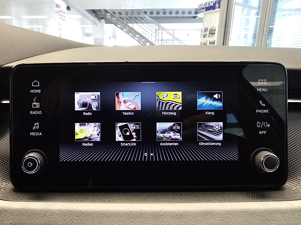 Skoda Kamiq bei Hoffmann Automobile in Wolfsburg kaufen und sofort mitnehmen - Bild 12