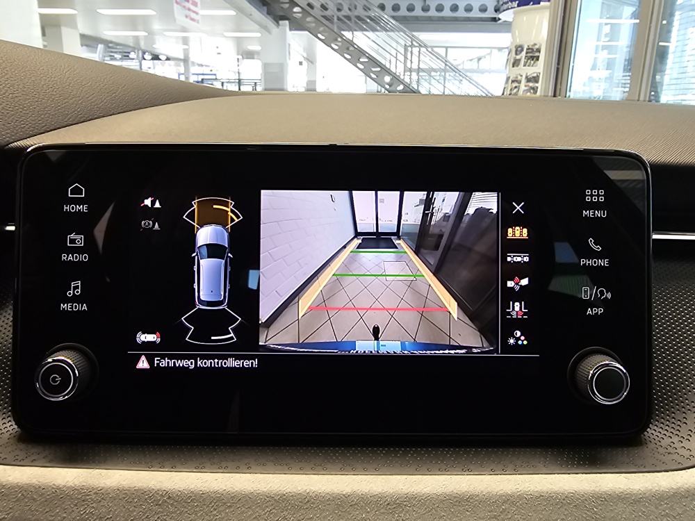 Skoda Kamiq bei Hoffmann Automobile in Wolfsburg kaufen und sofort mitnehmen - Bild 19