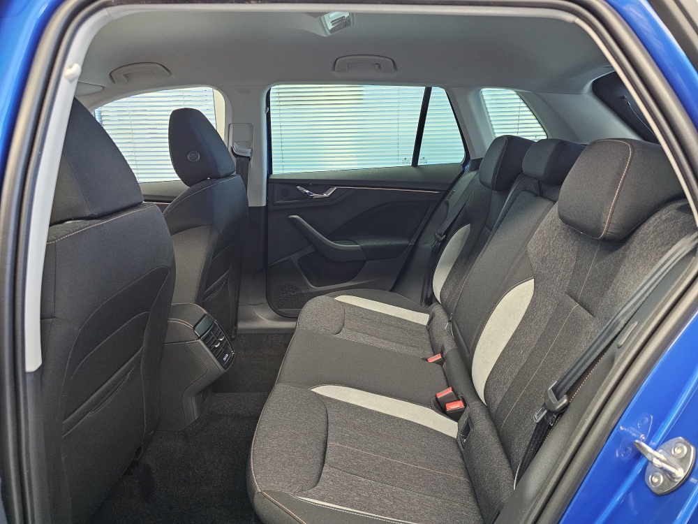 Skoda Kamiq bei Hoffmann Automobile in Wolfsburg kaufen und sofort mitnehmen - Bild 7