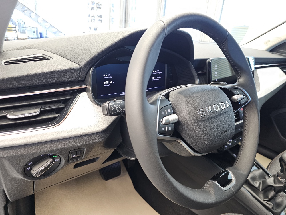 Skoda Kamiq bei Hoffmann Automobile in Wolfsburg kaufen und sofort mitnehmen - Bild 25