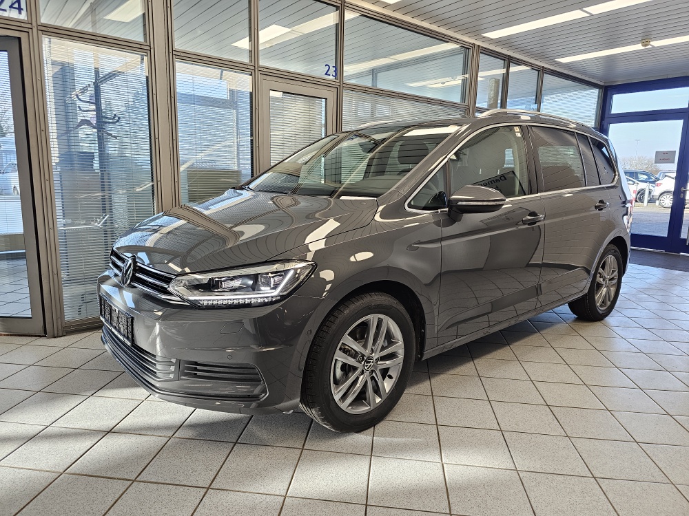 VW Touran  für nur 36.750,- € bei Hoffmann Automobile in Wolfsburg kaufen und sofort mitnehmen