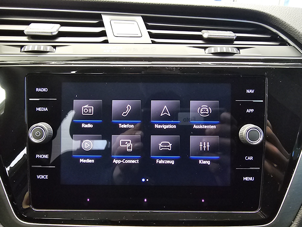 VW Touran  bei Hoffmann Automobile in Wolfsburg kaufen und sofort mitnehmen - Bild 11