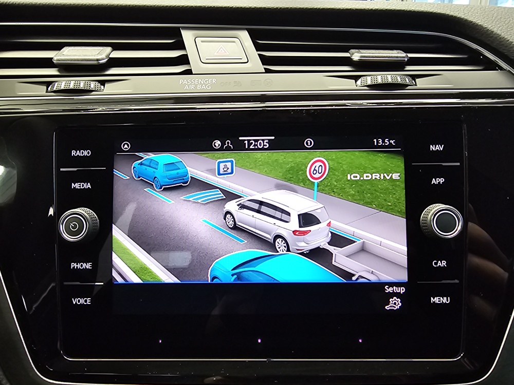 VW Touran  bei Hoffmann Automobile in Wolfsburg kaufen und sofort mitnehmen - Bild 15