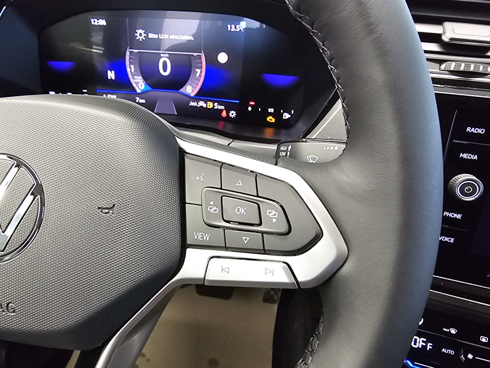 VW Touran  bei Hoffmann Automobile in Wolfsburg kaufen und sofort mitnehmen - Bild 19