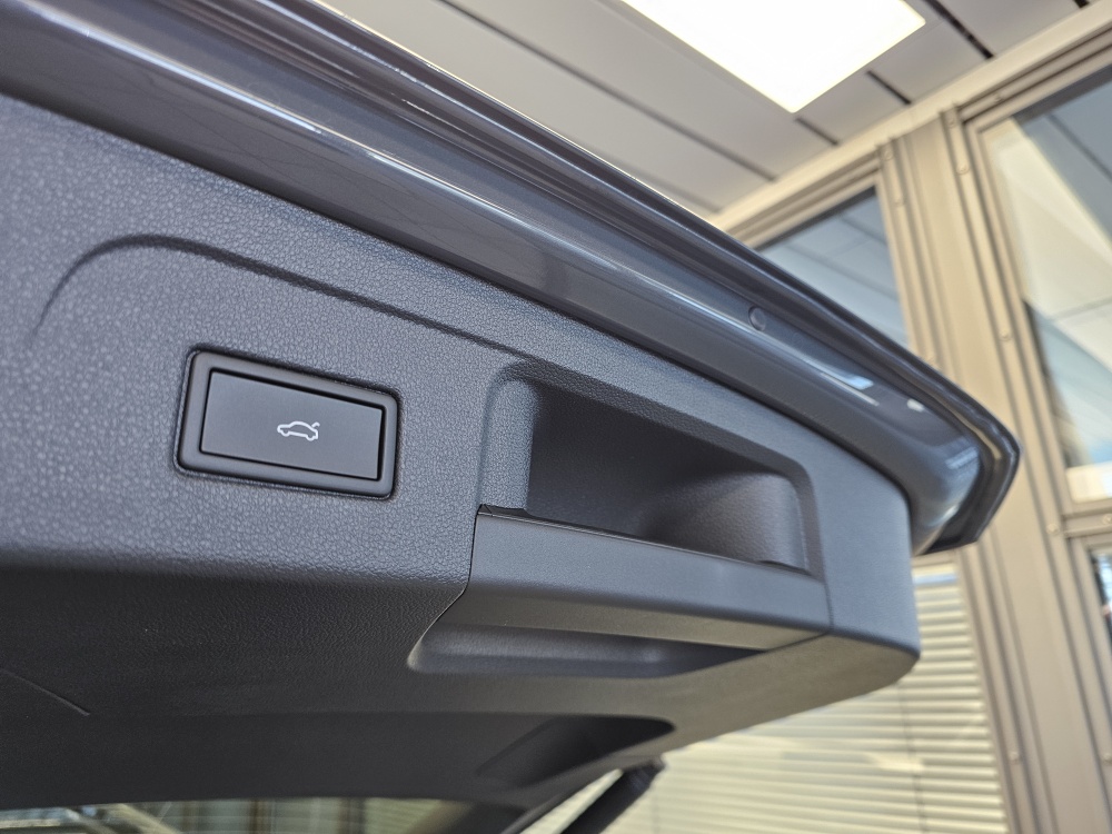 VW Touran  bei Hoffmann Automobile in Wolfsburg kaufen und sofort mitnehmen - Bild 3