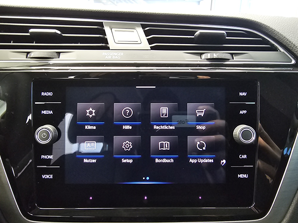 VW Touran  bei Hoffmann Automobile in Wolfsburg kaufen und sofort mitnehmen - Bild 12