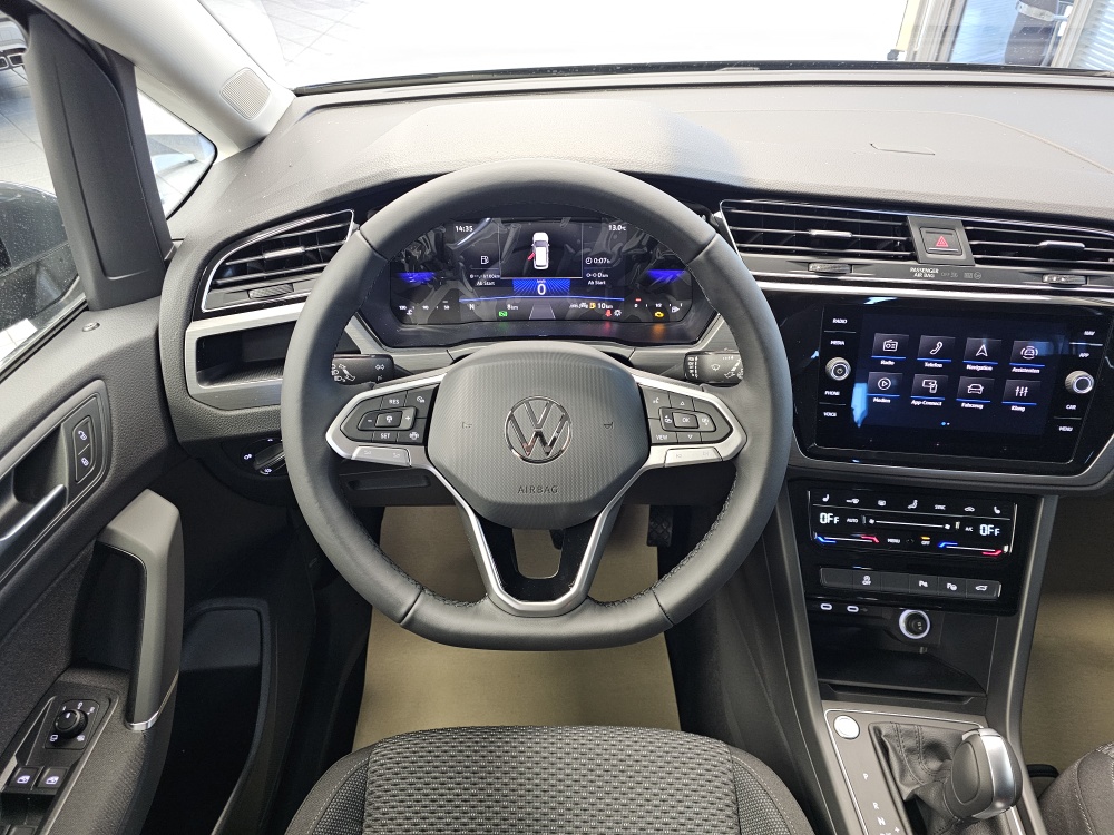 VW Touran  bei Hoffmann Automobile in Wolfsburg kaufen und sofort mitnehmen - Bild 22