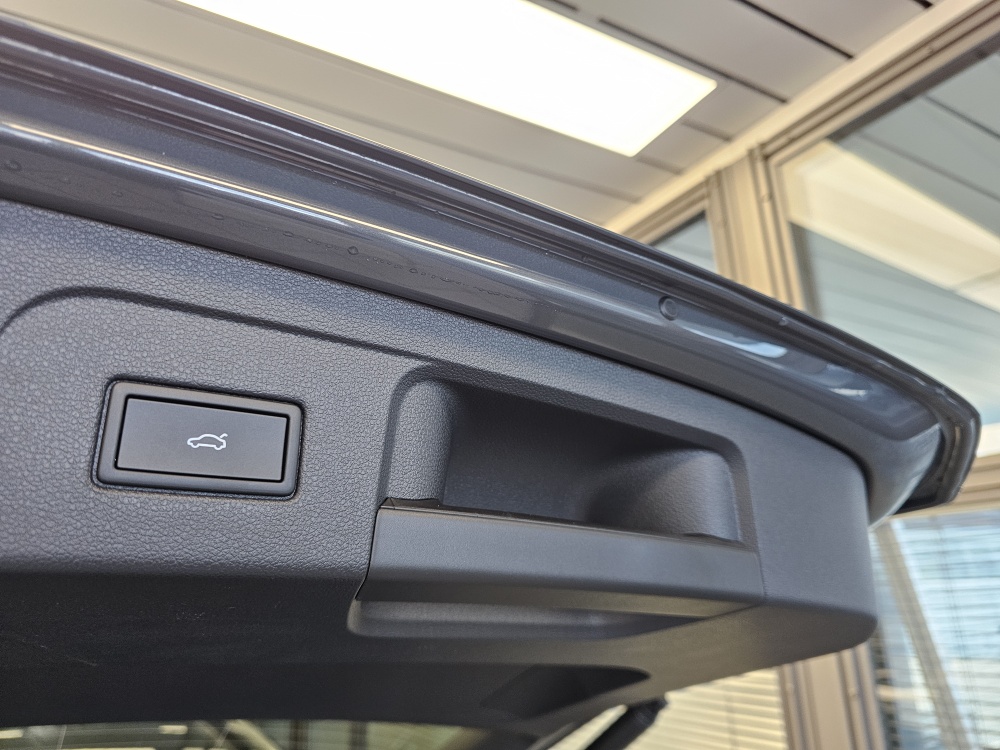 VW Touran  bei Hoffmann Automobile in Wolfsburg kaufen und sofort mitnehmen - Bild 4