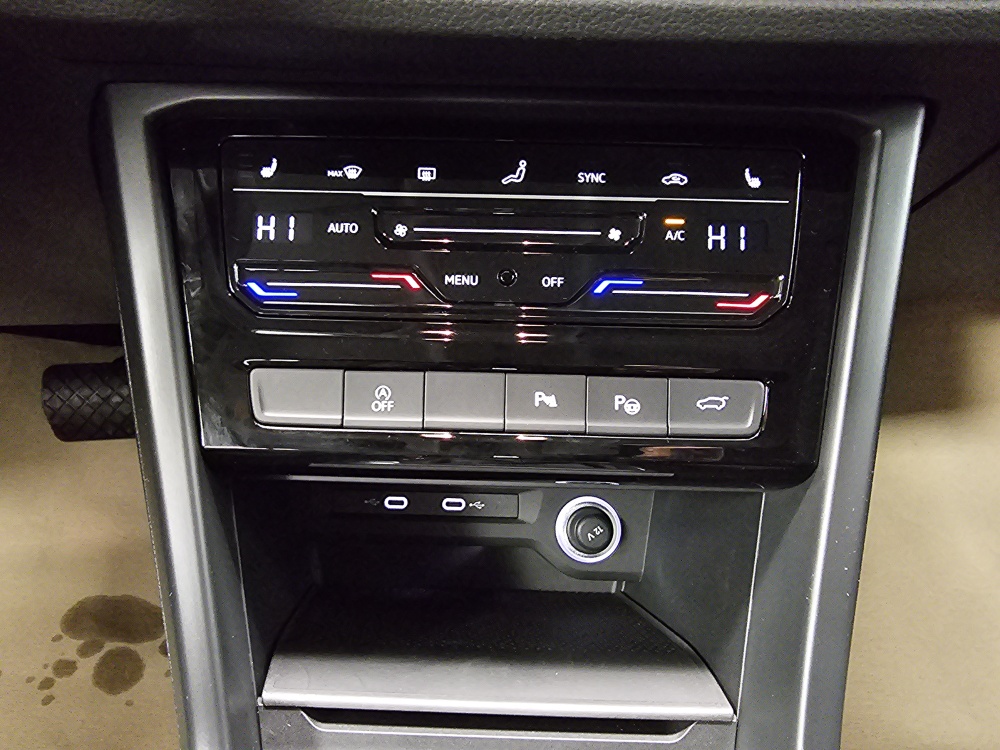 VW Touran bei Hoffmann Automobile in Wolfsburg kaufen und sofort mitnehmen - Bild 10