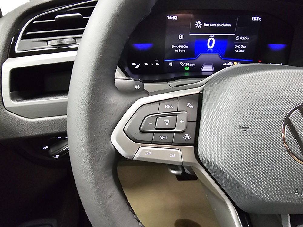 VW Touran bei Hoffmann Automobile in Wolfsburg kaufen und sofort mitnehmen - Bild 20