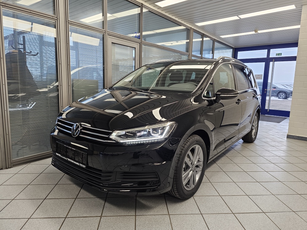VW Touran  für nur 36.900,- € bei Hoffmann Automobile in Wolfsburg kaufen und sofort mitnehmen