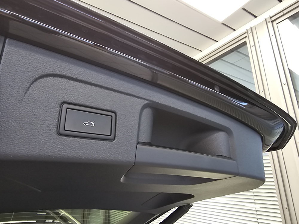 VW Touran bei Hoffmann Automobile in Wolfsburg kaufen und sofort mitnehmen - Bild 3