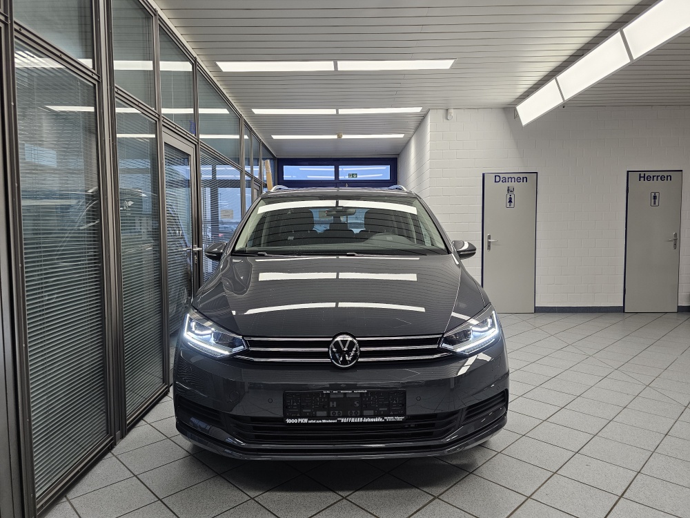 VW Touran bei Hoffmann Automobile in Wolfsburg kaufen und sofort mitnehmen - Bild 28