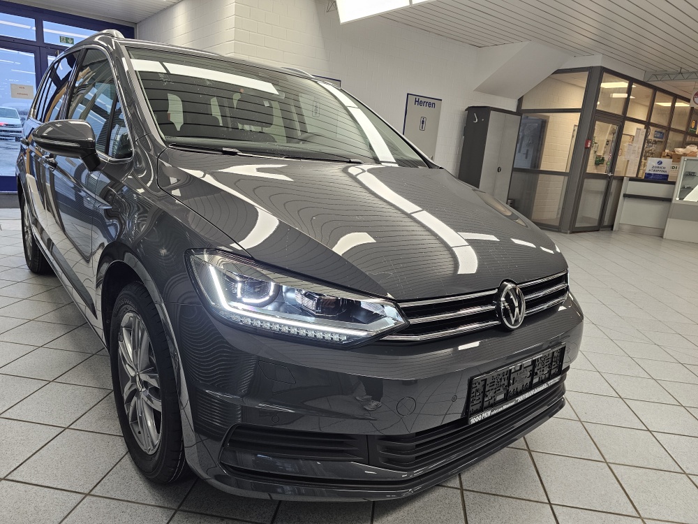 VW Touran bei Hoffmann Automobile in Wolfsburg kaufen und sofort mitnehmen - Bild 29