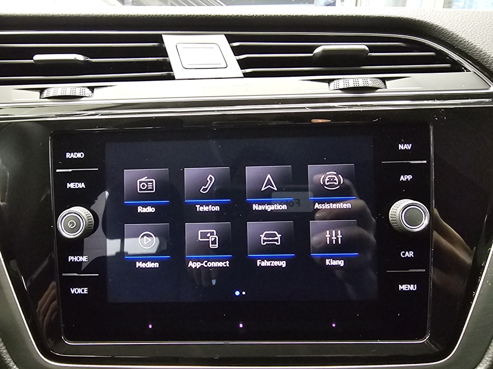 VW Touran  bei Hoffmann Automobile in Wolfsburg kaufen und sofort mitnehmen - Bild 11