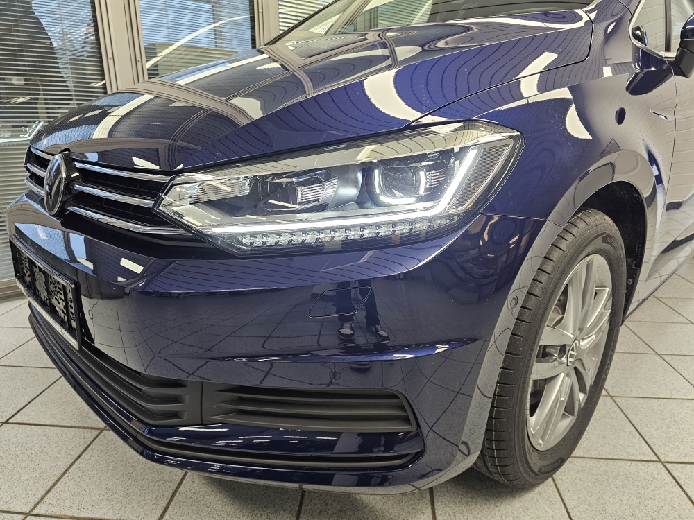 VW Touran bei Hoffmann Automobile in Wolfsburg kaufen und sofort mitnehmen - Bild 28