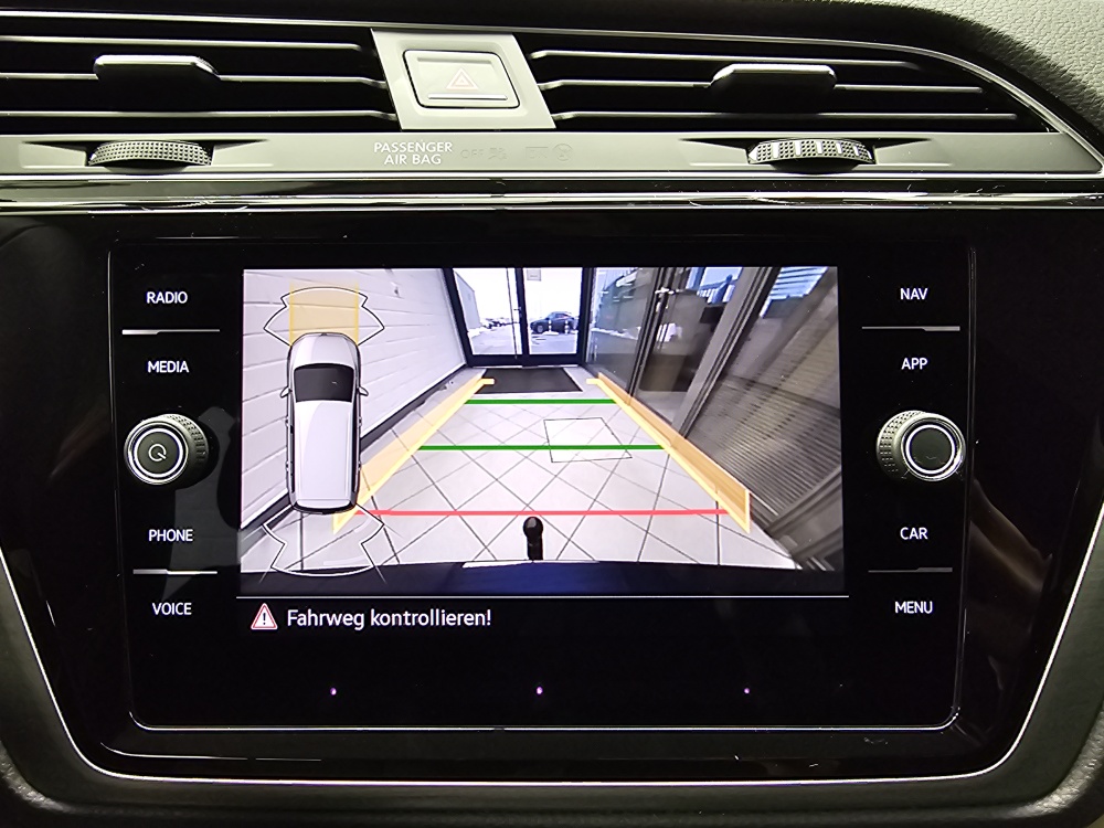 VW Touran bei Hoffmann Automobile in Wolfsburg kaufen und sofort mitnehmen - Bild 19