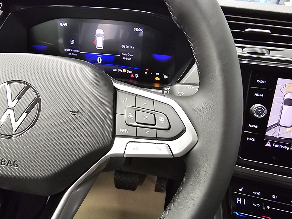 VW Touran bei Hoffmann Automobile in Wolfsburg kaufen und sofort mitnehmen - Bild 20