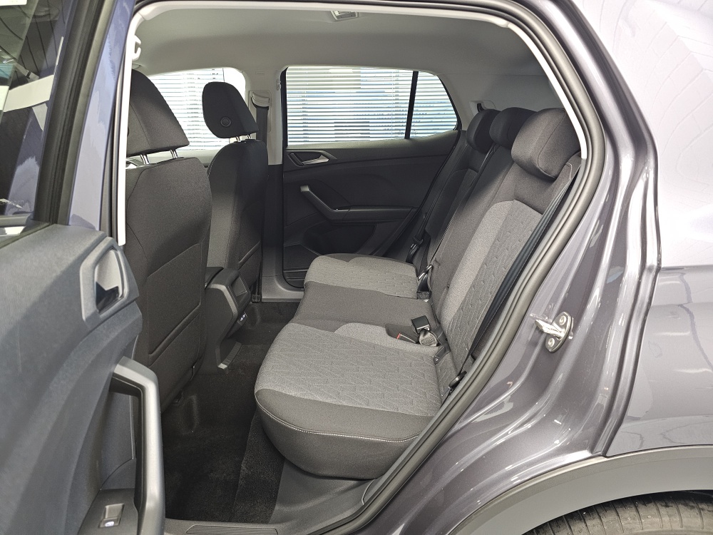 VW T-Cross  bei Hoffmann Automobile in Wolfsburg kaufen und sofort mitnehmen - Bild 4
