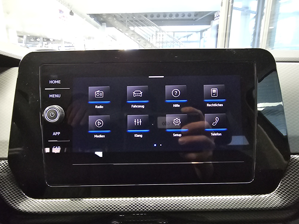 VW T-Cross bei Hoffmann Automobile in Wolfsburg kaufen und sofort mitnehmen - Bild 9