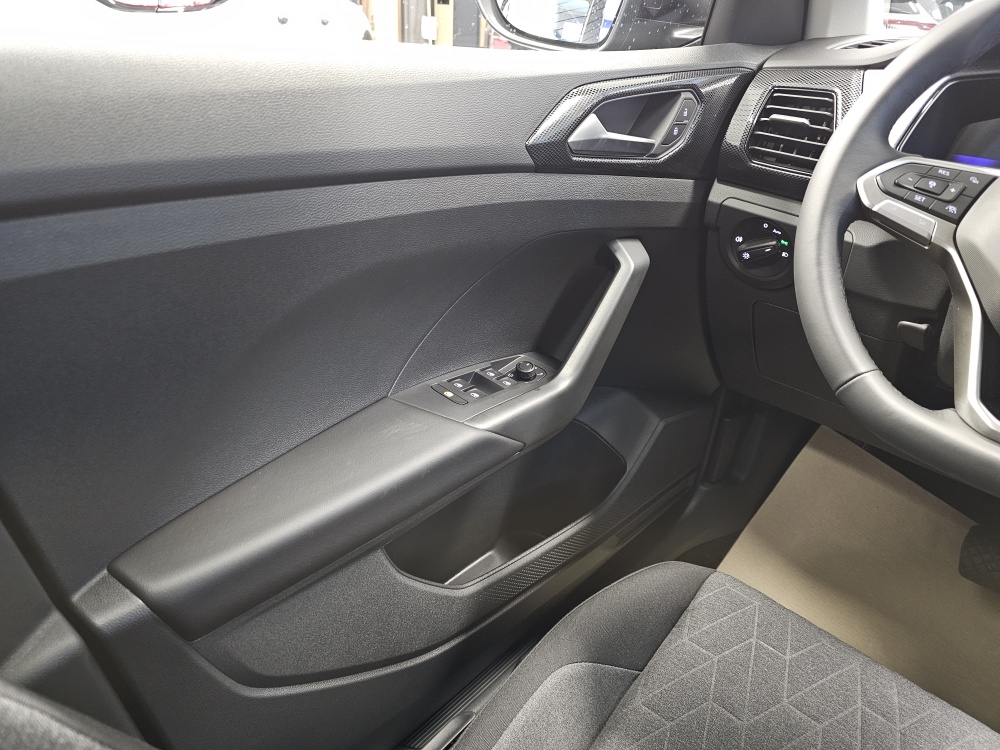 VW T-Cross bei Hoffmann Automobile in Wolfsburg kaufen und sofort mitnehmen - Bild 19