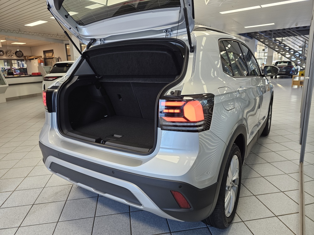 VW T-Cross  bei Hoffmann Automobile in Wolfsburg kaufen und sofort mitnehmen - Bild 2