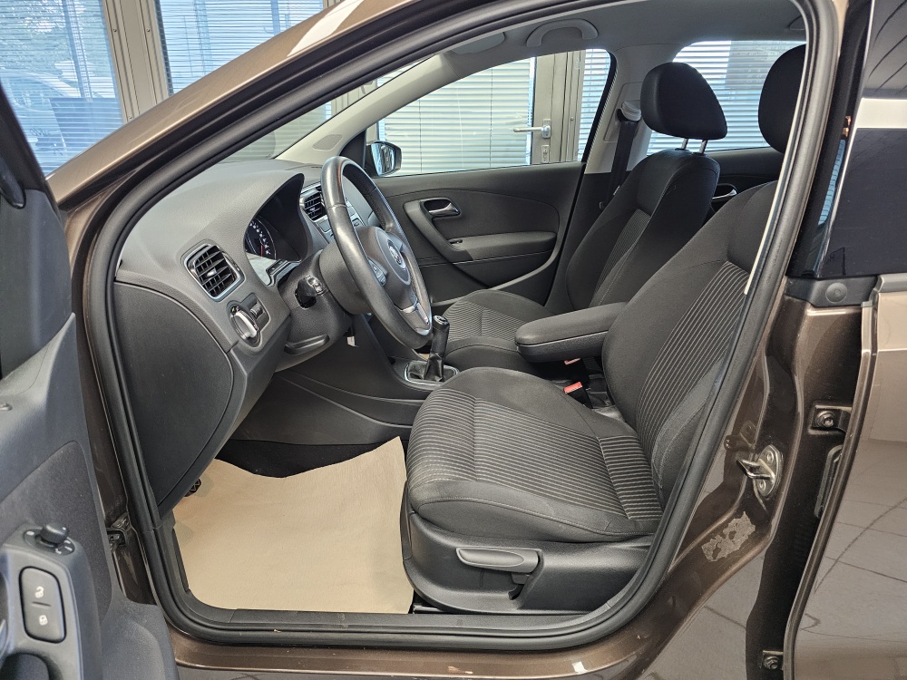 VW Polo  bei Hoffmann Automobile in Wolfsburg kaufen und sofort mitnehmen - Bild 14