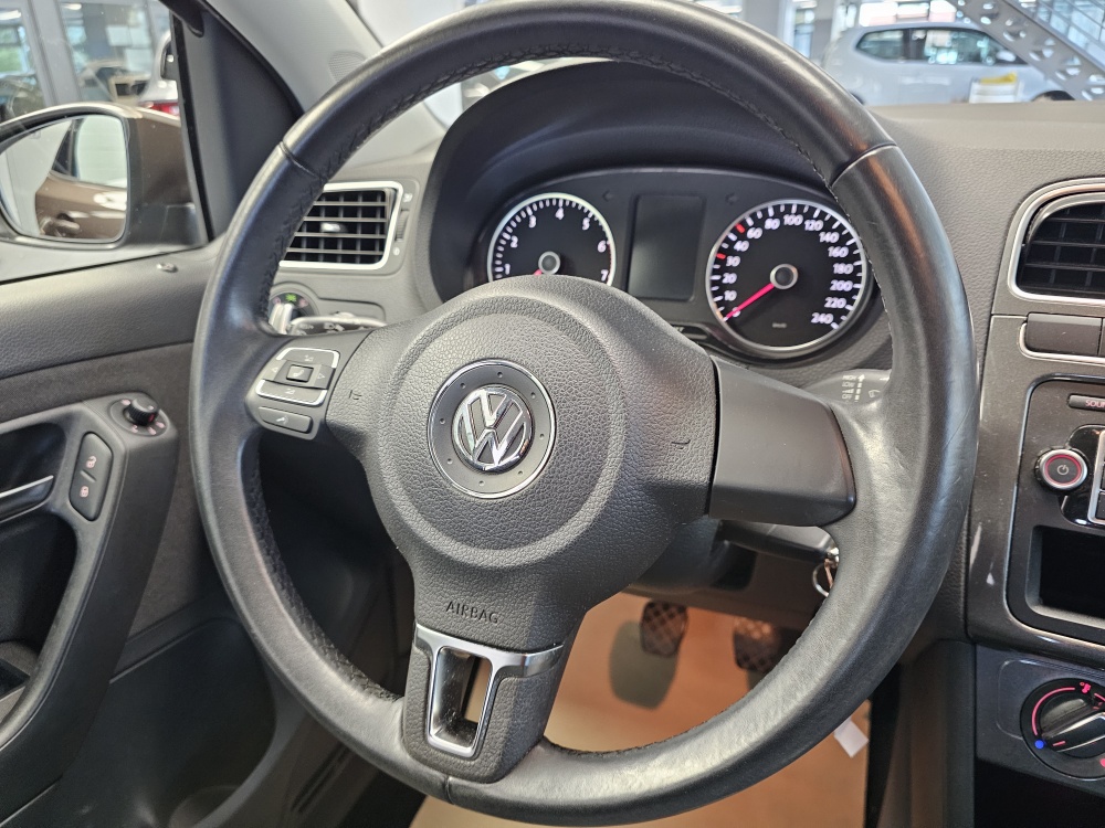 VW Polo  bei Hoffmann Automobile in Wolfsburg kaufen und sofort mitnehmen - Bild 9