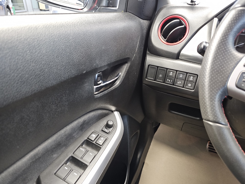 Suzuki Vitara  bei Hoffmann Automobile in Wolfsburg kaufen und sofort mitnehmen - Bild 16