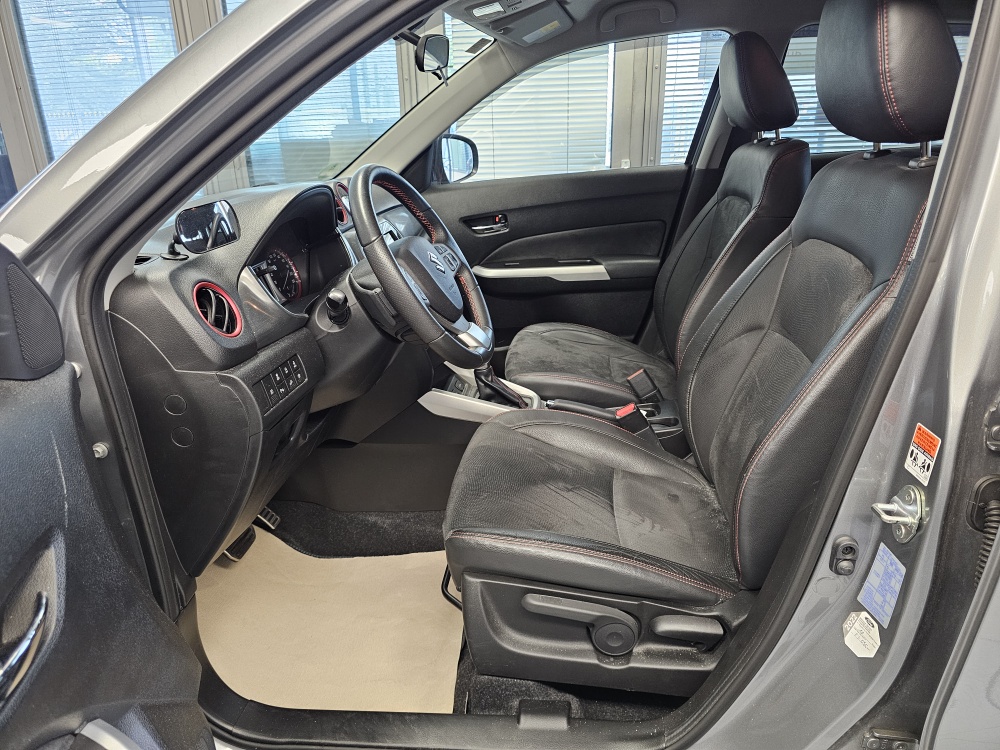 Suzuki Vitara  bei Hoffmann Automobile in Wolfsburg kaufen und sofort mitnehmen - Bild 20