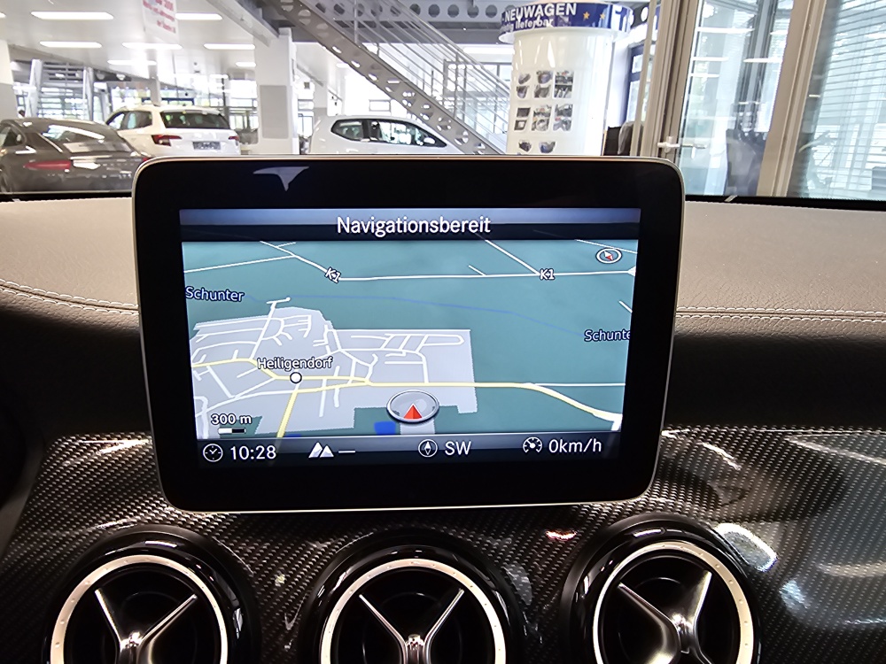 Mercedes-Benz GLA 200  bei Hoffmann Automobile in Wolfsburg kaufen und sofort mitnehmen - Bild 14