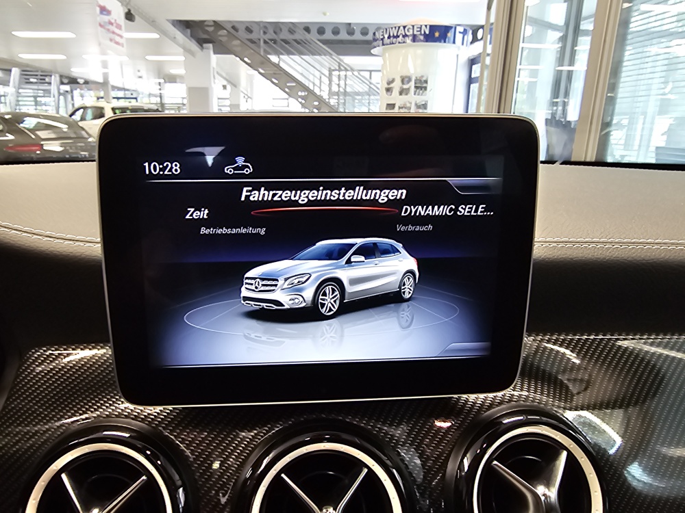 Mercedes-Benz GLA 200  bei Hoffmann Automobile in Wolfsburg kaufen und sofort mitnehmen - Bild 15